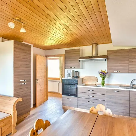 Tielerhof Apartment